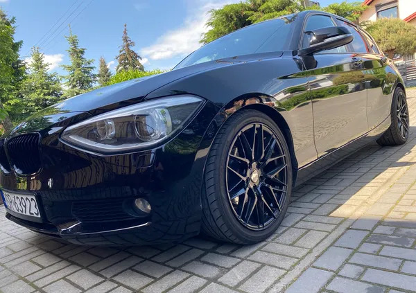 praszka BMW Seria 1 cena 53000 przebieg: 131075, rok produkcji 2013 z Praszka